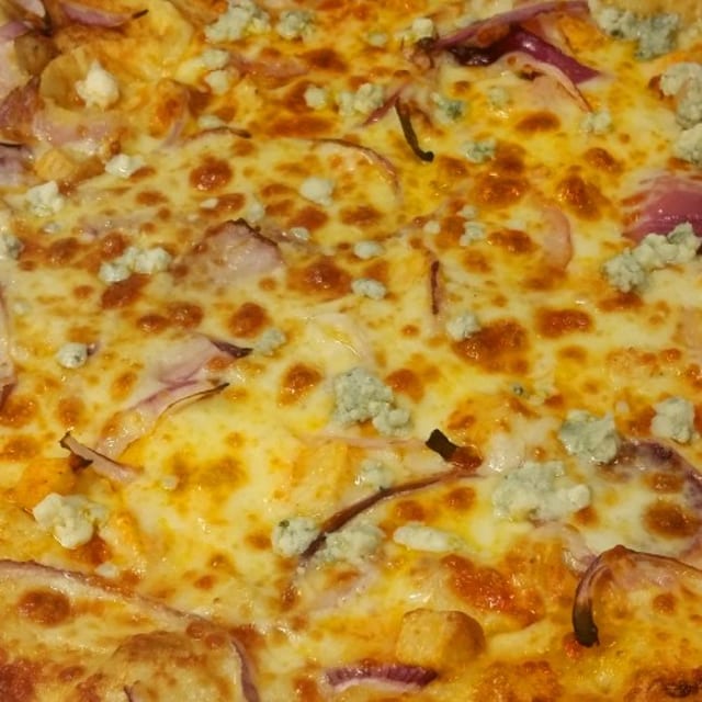 Gluten Free Montana Buffalo Chicken Pizza (10").