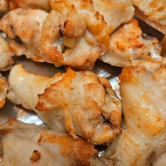 Oven Roasted Wings (4 Pieces).